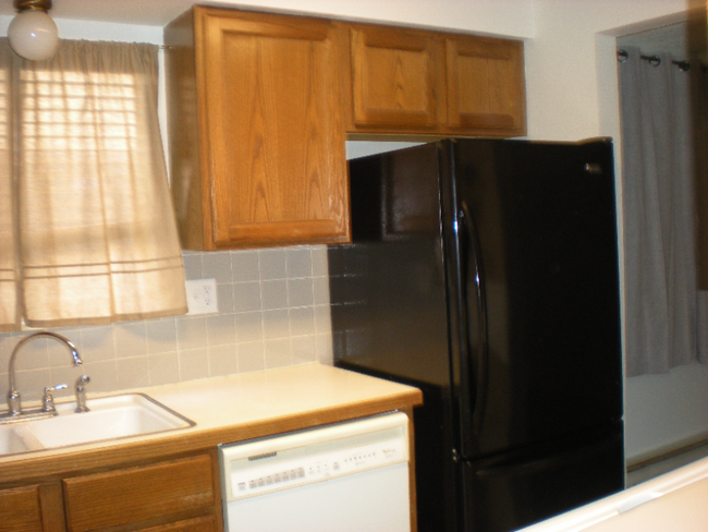 114 Glenda Dr-Unit -C in Loveland, CO - Building Photo - Building Photo