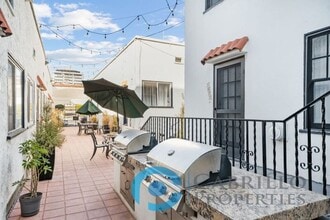 417 Juniper St in San Diego, CA - Building Photo - Building Photo