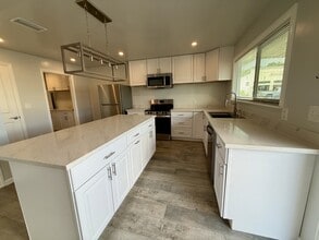 121 W Branch St in Arroyo Grande, CA - Building Photo - Building Photo