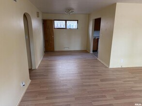 2944 S 5th St in Southern View, IL - Building Photo - Building Photo