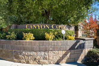 Canyon Cove in Oak Park, CA - Building Photo - Building Photo