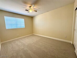 9796 Raven Wing Canyon Ct in Las Vegas, NV - Building Photo - Building Photo