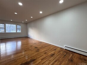 16 Highview Dr in Salisbury Mills, NY - Building Photo - Building Photo