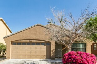 3310 W Leodra Ln in Phoenix, AZ - Building Photo