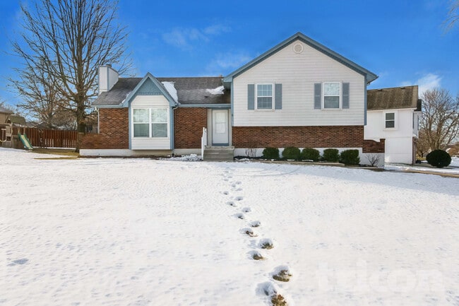 property at 1920 Fairground Dr