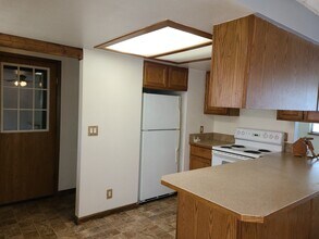 9973 9975 in Hayden, ID - Building Photo - Building Photo