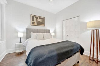 1004 W Dakin St in Chicago, IL - Building Photo - Building Photo