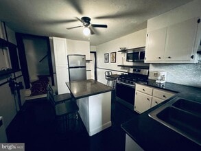 236 E Middle St in Gettysburg, PA - Building Photo - Building Photo