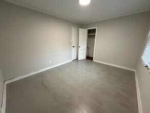 1400 Richmond Pl in Charlotte, NC - Building Photo - Building Photo