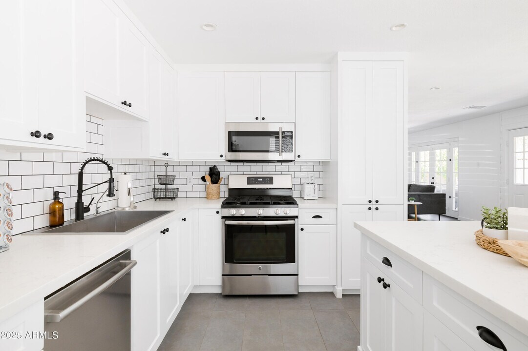 8314 E Indianola Ave in Scottsdale, AZ - Building Photo