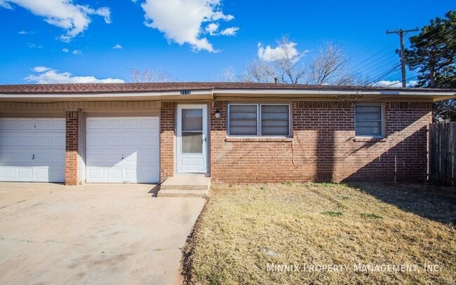 2113 S Loop 289 in Lubbock, TX - Building Photo - Building Photo