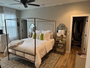 126 E Spring St in Fayetteville, AR - Building Photo - Building Photo