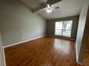 AUGUST PRE-LEASE! Spacious 2 Bedroom 2 Ba in College Station, TX - Building Photo - Building Photo