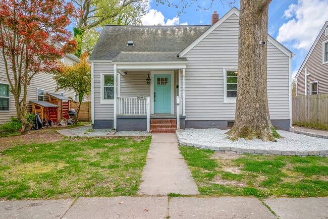 property at 1205 Warwick Ave