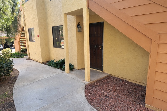 2920 Briarwood Rd in Bonita, CA - Building Photo - Building Photo