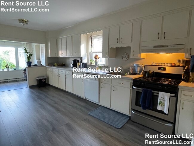 104 Princeton St in Medford, MA - Building Photo - Building Photo