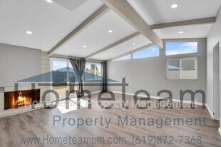 5821 Stresemann St in San Diego, CA - Building Photo