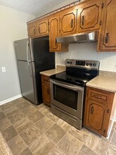 404 Pacific Ave in Oak Grove, KY - Building Photo - Building Photo