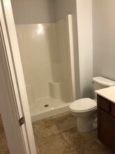 68 Baltusrol Dr in Charles Town, WV - Foto de edificio - Building Photo