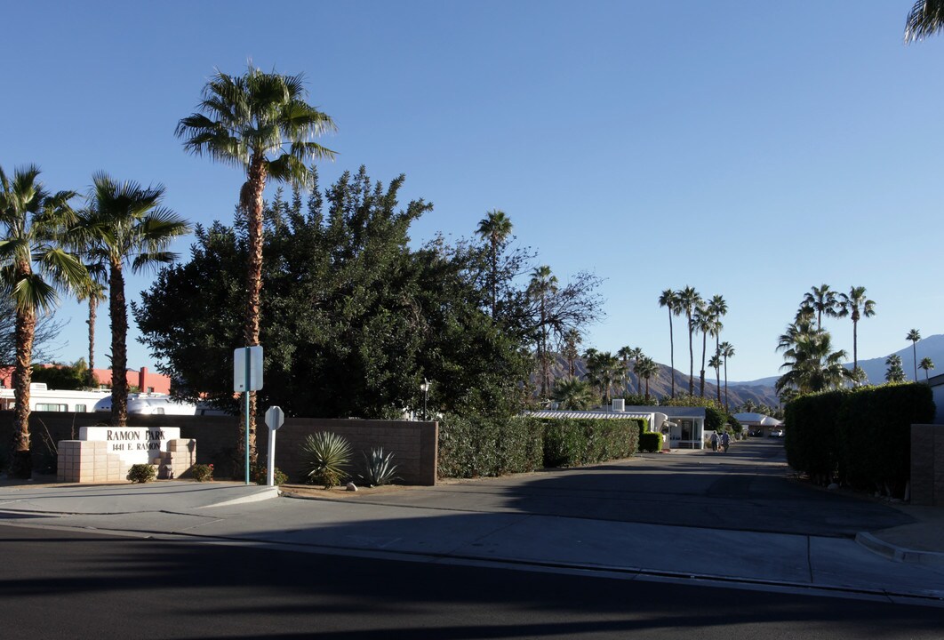 Ramon Park in Palm Springs, CA - Building Photo