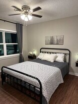 9921 Pulaski Pike in Toney, AL - Building Photo