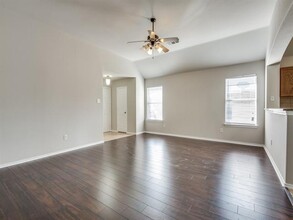2052 Meadow View Dr in Princeton, TX - Building Photo - Building Photo