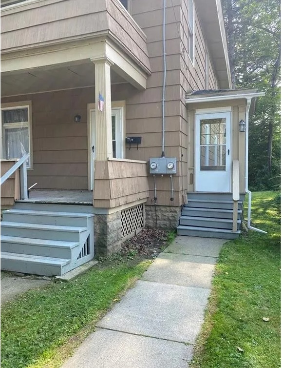 property at 272 Syracuse Ave