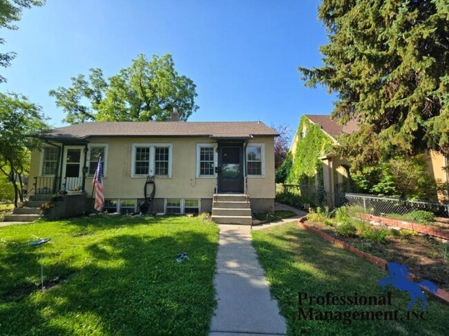 property at 318 Yellowstone Ave