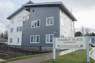 Pomeroy Place in Beaverton, OR - Foto de edificio - Building Photo