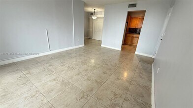 8303 SW 142nd Ave in Miami, FL - Building Photo - Building Photo