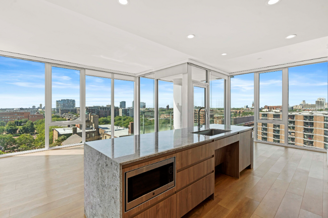 property at 202 W Hill St