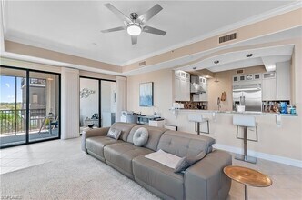 10733 Mirasol Dr-Unit -511 - A in Ft. Myers, FL - Building Photo - Building Photo