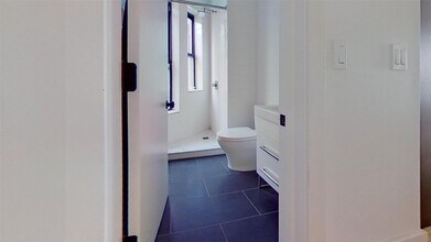 58 Elizabeth St in New York, NY - Building Photo - Building Photo