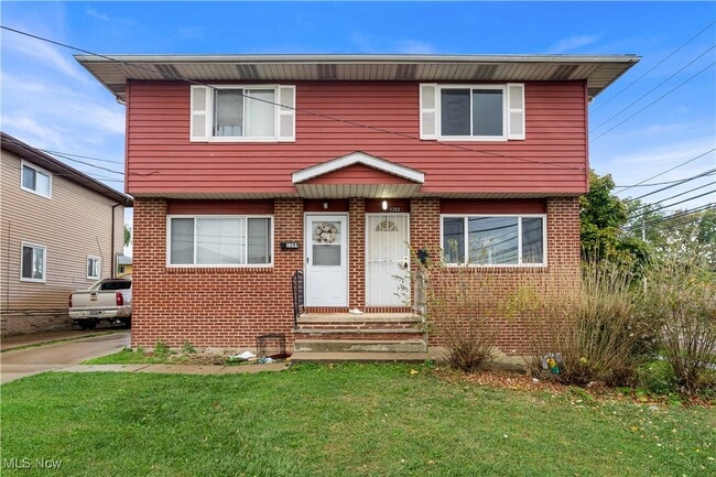 property at 1392 E 263rd St