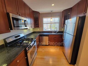 4151 S Four Mile Run Dr in Arlington, VA - Building Photo - Building Photo
