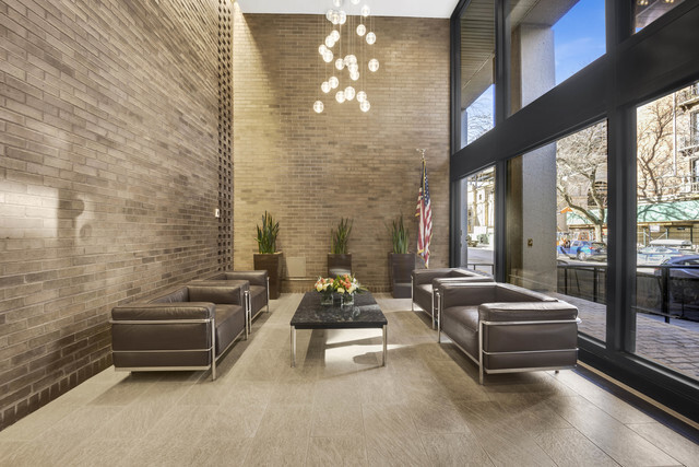 2650 N Lakeview Ave in Chicago, IL - Building Photo - Building Photo