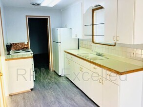 1122 Lafayette St S in Tacoma, WA - Building Photo - Building Photo