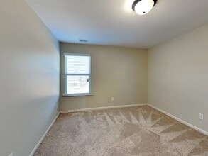 2064 Hydrangea Ln in Austell, GA - Foto de edificio - Building Photo