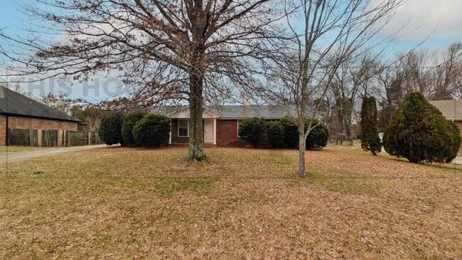 3412 Melrose Dr in Clarksville, TN - Foto de edificio - Building Photo