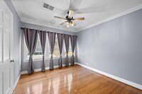 3408 Roseland St photo'