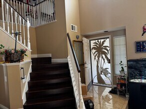 8248 Dolphin Bay Ct in Las Vegas, NV - Building Photo - Building Photo