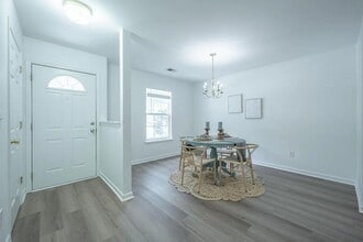 1687 Dexter Ln in Charleston, SC - Building Photo - Building Photo