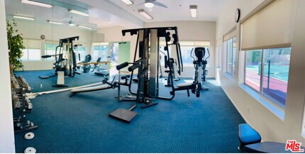 3460 S Centinela Ave in Los Angeles, CA - Building Photo - Building Photo