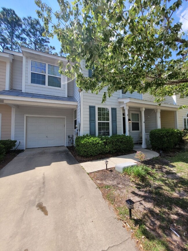 property at 21 Blue Haw Ct