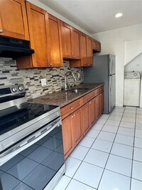 2426 NW 52nd Ave, Unit 2426 in Lauderhill, FL - Building Photo - Building Photo