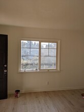 2571 Edison St-Unit -1 in Eugene, OR - Foto de edificio - Building Photo
