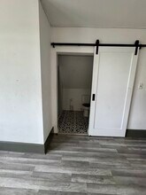 100 W King St in Franklin, IN - Building Photo - Building Photo