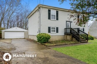 10509 Hillpark Dr in Louisville, KY - Building Photo - Building Photo