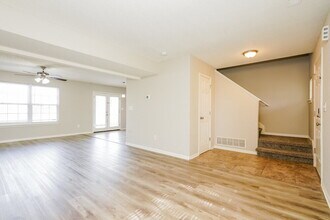 7110 Tassel Meadow Dr in Indianapolis, IN - Building Photo - Building Photo