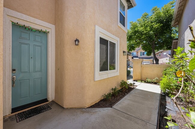 18910 Caminito Cantilena in San Diego, CA - Building Photo - Building Photo